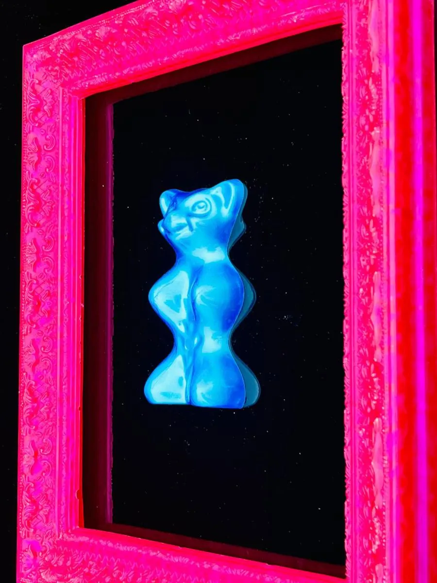 Neon in Pink